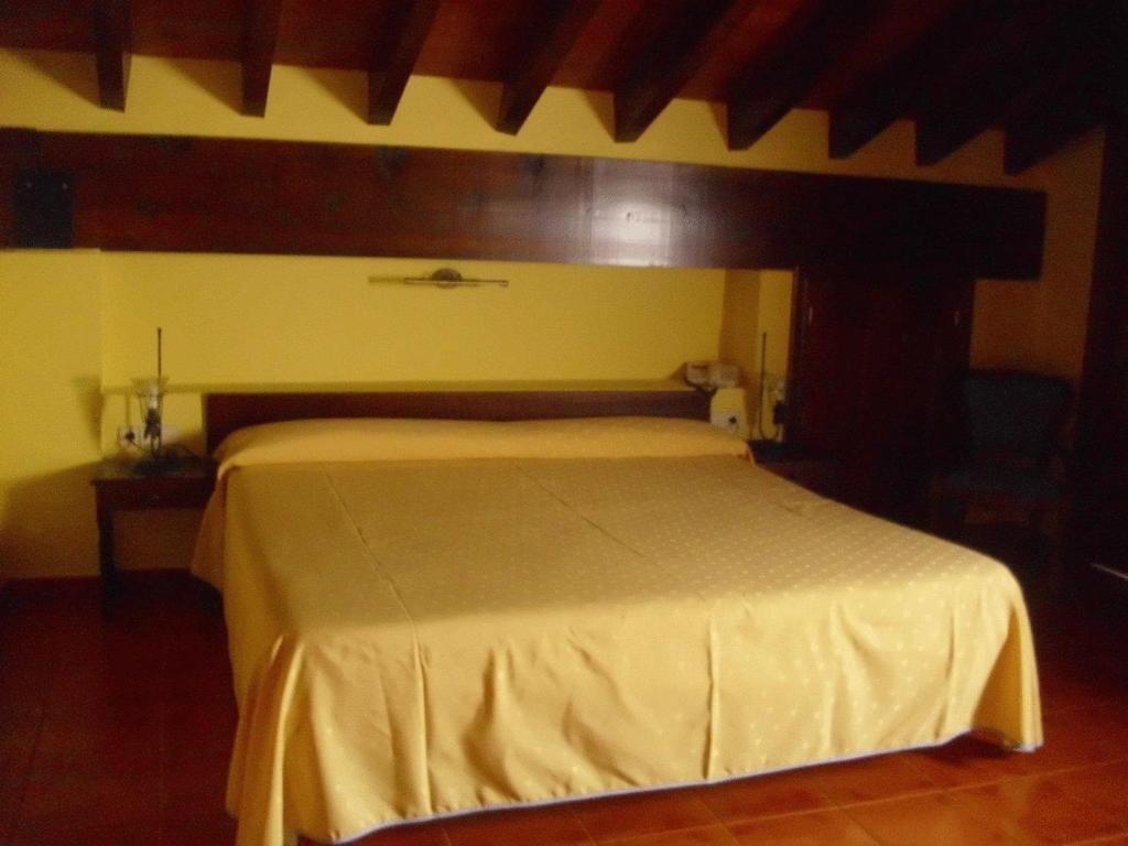 Hostal La Mancha Tarazona de la Mancha Room photo